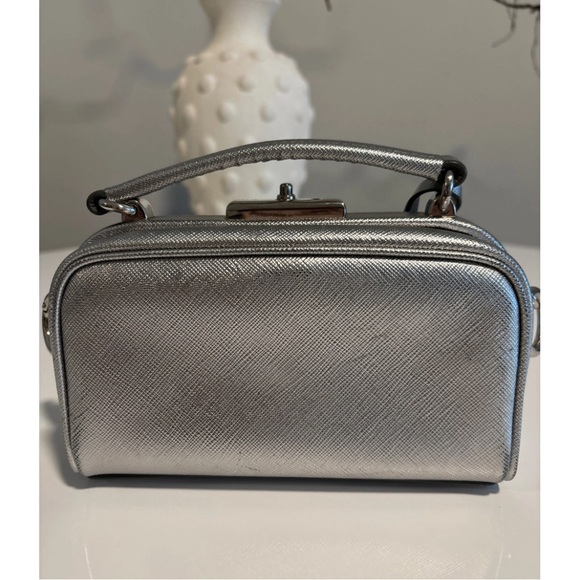 Vintage rare silver Prada top handle bag - Picture 2 of 5